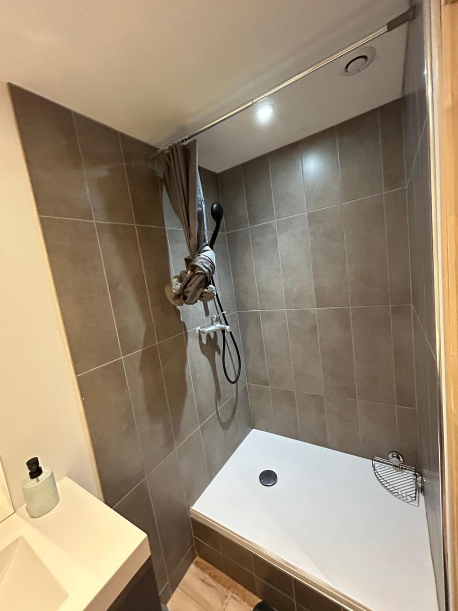Appartement Armentieres Proche Gare Bagian luar foto